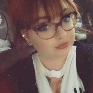 Meet your Posher, Lola